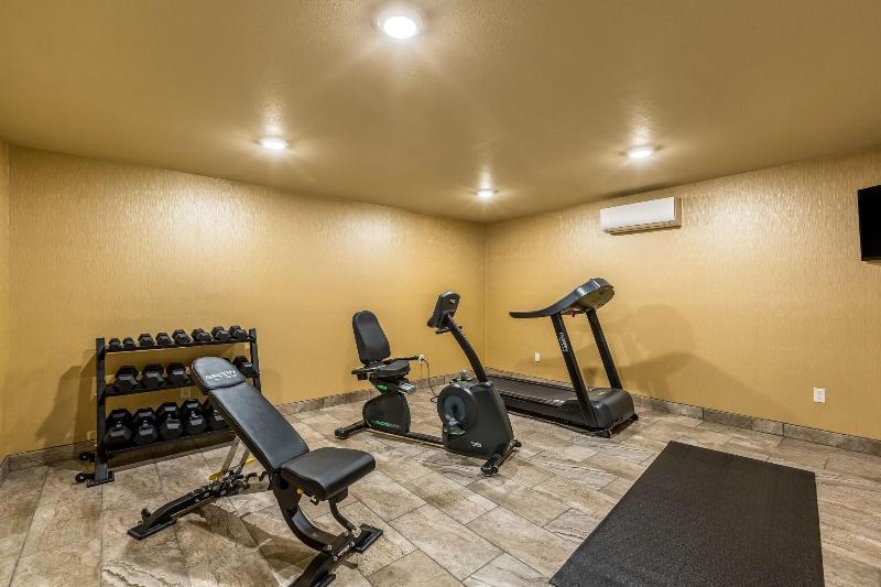 Cobblestone Inn & Suites - Меррілл Екстер'єр фото